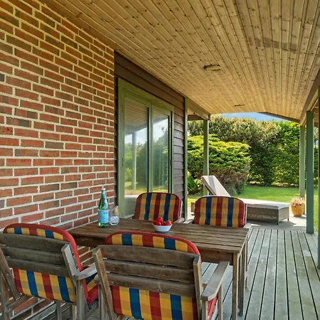 2 Bedroom Awesome In